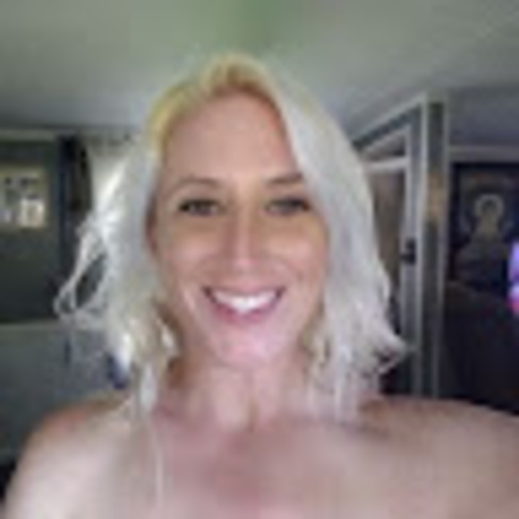 Meet your Posher, Lindsay - Picture 1 of 1